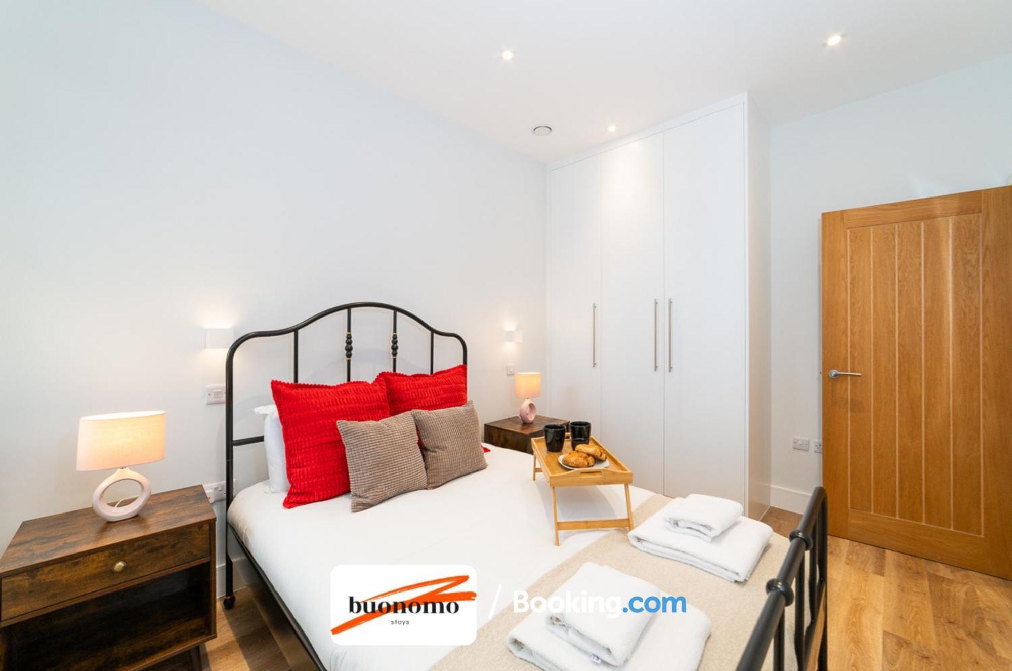Two Bedroom Apartment At Buonomo Stays Short Lets & Serviced Accommodation Close To Wimbledon Tennis Courts London Ngoại thất bức ảnh